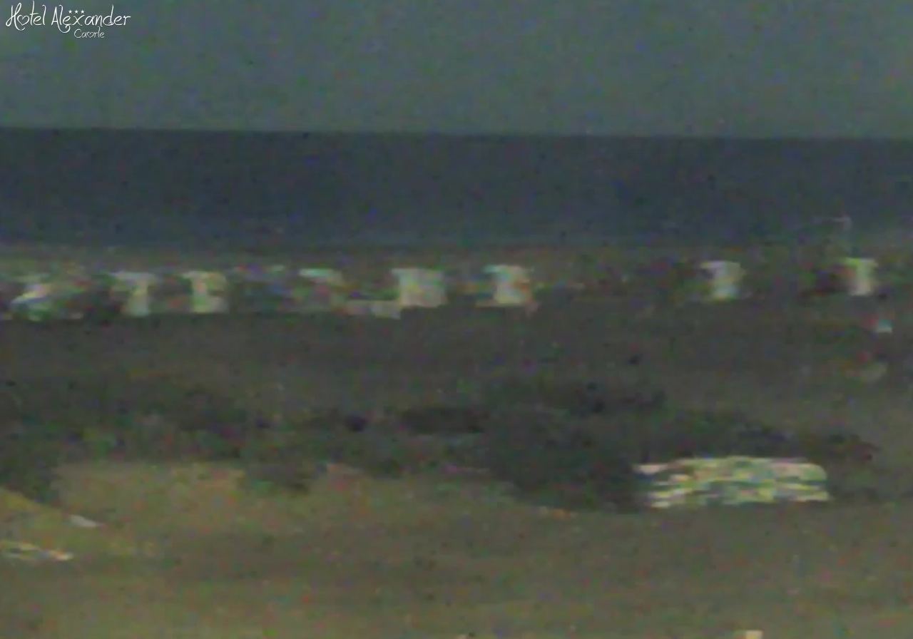 Hotel Alexander a Caorle in diretta: Spiaggia di Levante, spiaggia di levante