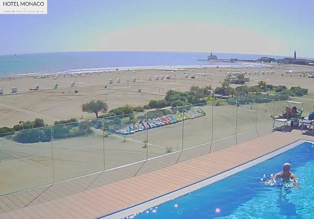 Hotel Monaco a Caorle in diretta: Spiaggia di Levante, spiaggia di levante