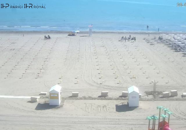 Hotel Royal e Hotel Parigi a Caorle in diretta: Spiaggia di Ponente, spiaggia di ponente